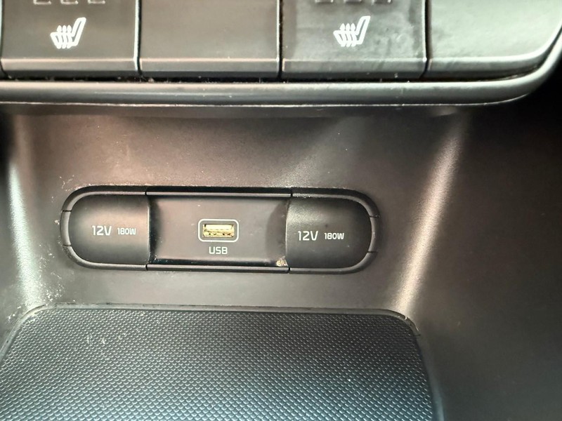 Kia Sportage Vehicle Image 28