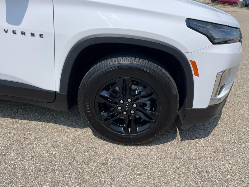 Chevrolet Traverse Vehicle Image 08
