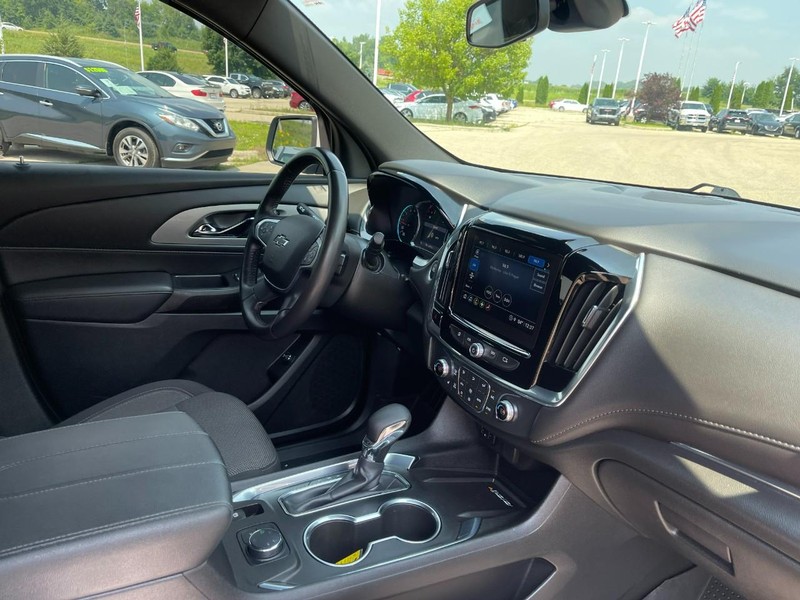 Chevrolet Traverse Vehicle Image 10