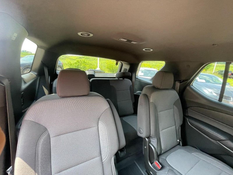 Chevrolet Traverse Vehicle Image 14