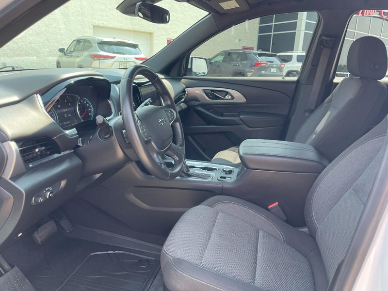 Chevrolet Traverse Vehicle Image 22