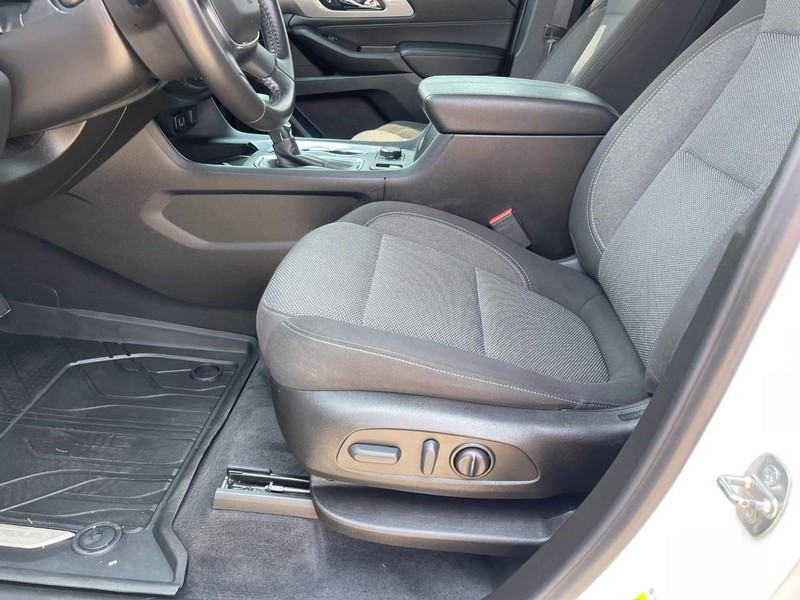 Chevrolet Traverse Vehicle Image 23