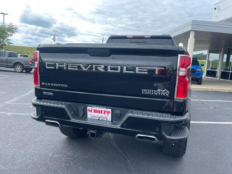 Chevrolet Silverado 1500 Vehicle Image 04
