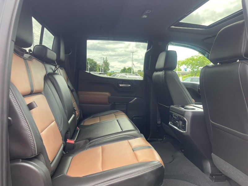 Chevrolet Silverado 1500 Vehicle Image 17