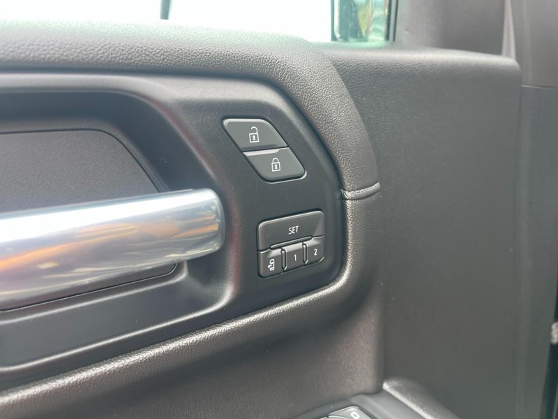 Chevrolet Silverado 1500 Vehicle Image 25