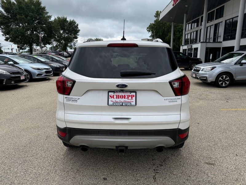 Ford Escape Vehicle Image 06