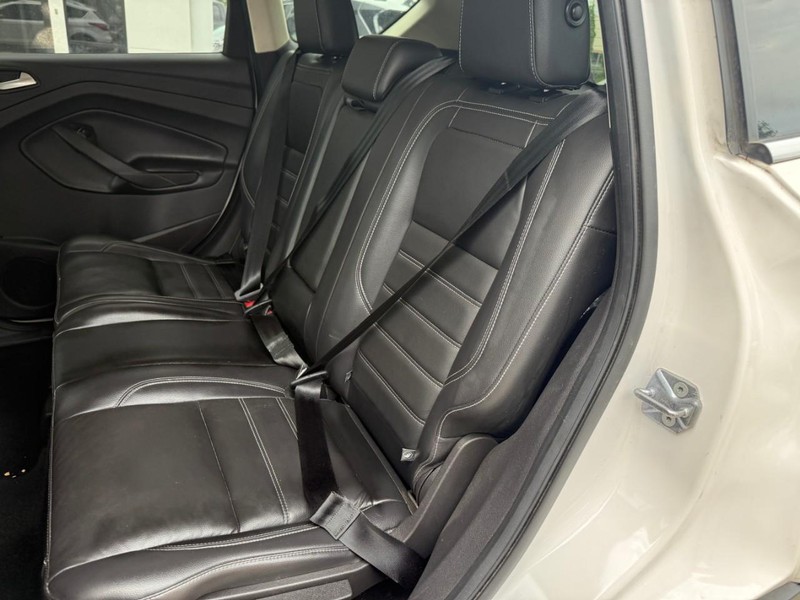 Ford Escape Vehicle Image 11