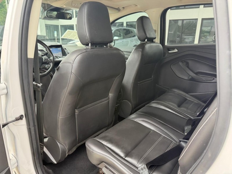 Ford Escape Vehicle Image 12