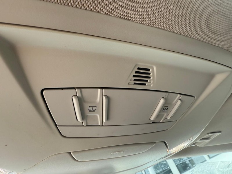 Ford Escape Vehicle Image 28