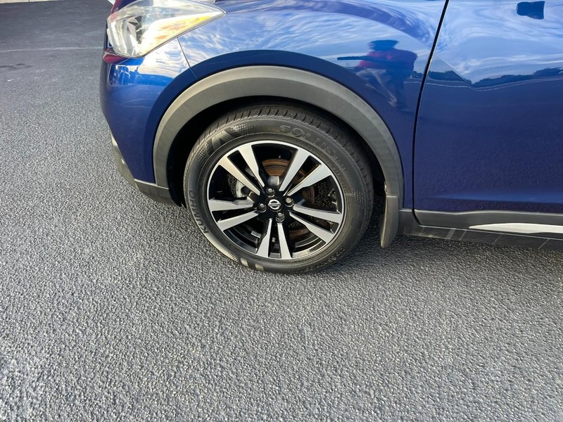 Nissan Kicks Vehicle Image 06