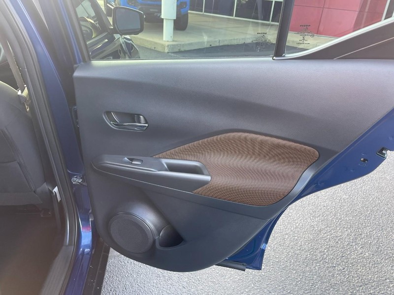 Nissan Kicks Vehicle Image 14