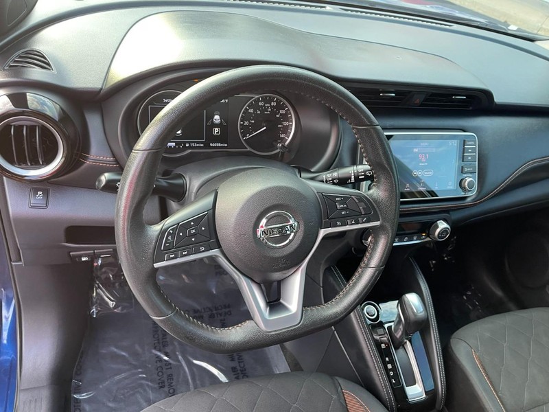 Nissan Kicks Vehicle Image 20