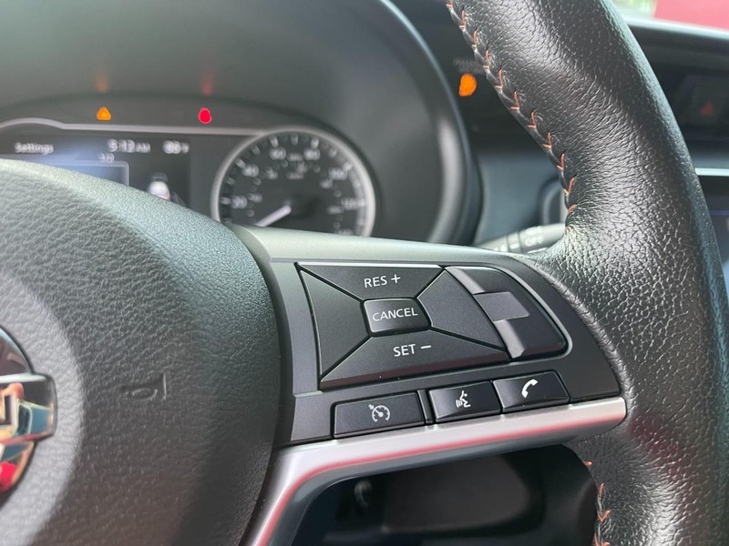 Nissan Kicks Vehicle Image 22