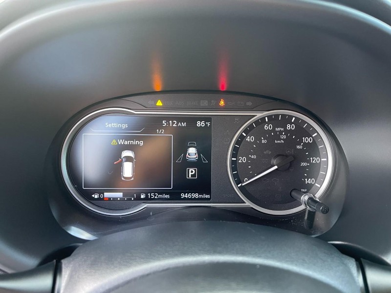 Nissan Kicks Vehicle Image 25