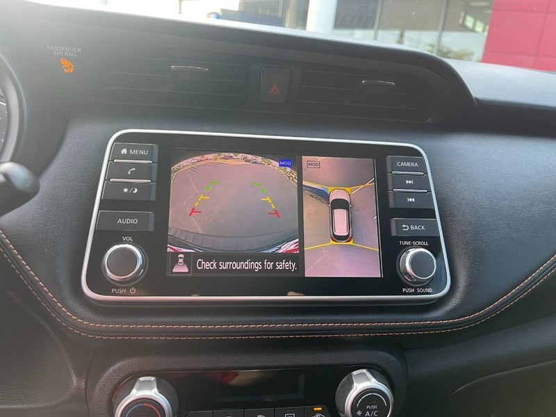 Nissan Kicks Vehicle Image 28