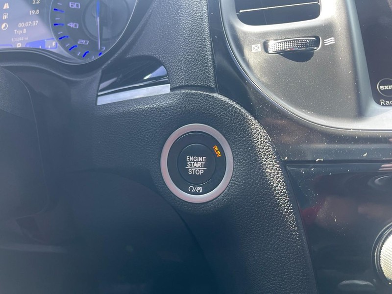 Chrysler 300 Vehicle Image 31