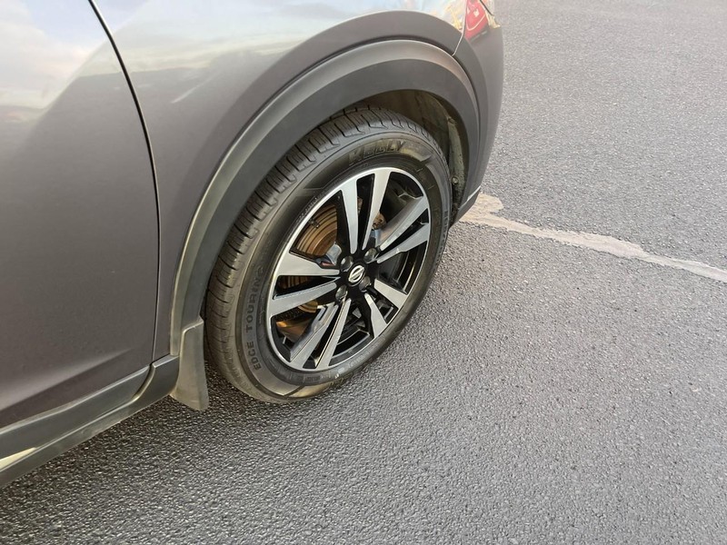 Nissan Kicks Vehicle Image 05