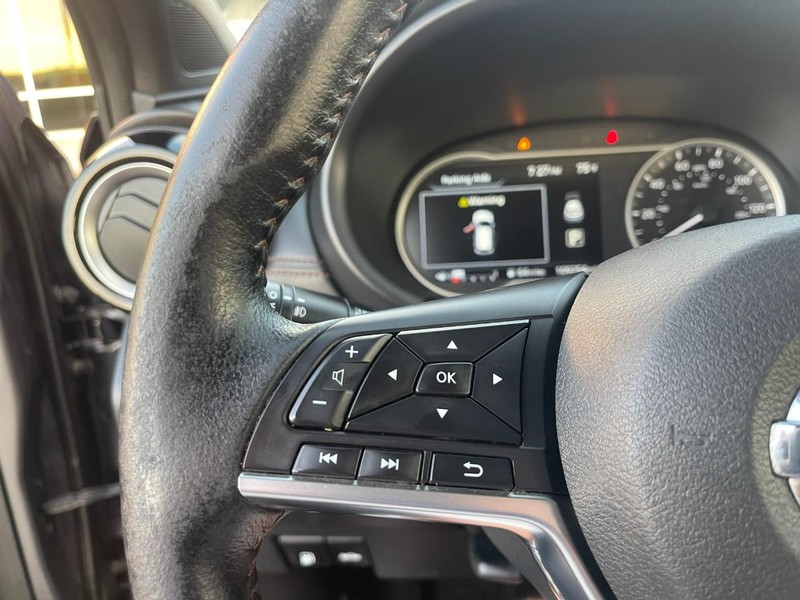Nissan Kicks Vehicle Image 17