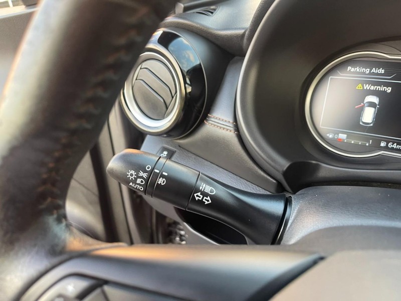 Nissan Kicks Vehicle Image 19