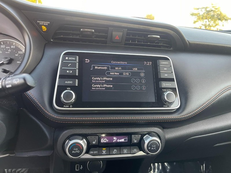 Nissan Kicks Vehicle Image 23