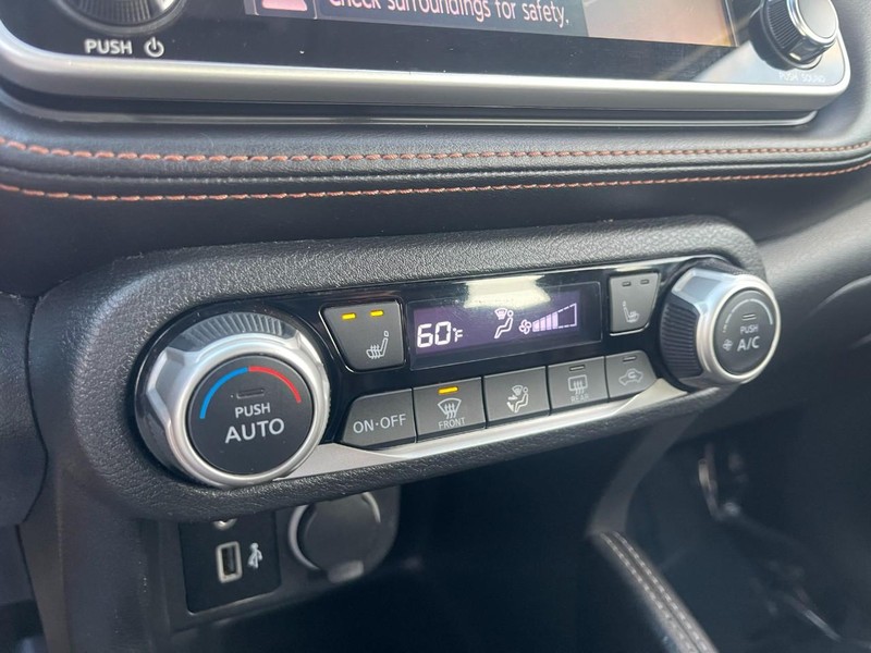 Nissan Kicks Vehicle Image 25