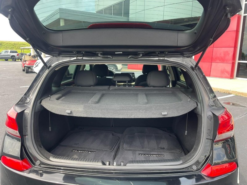 Hyundai Elantra GT Vehicle Image 15