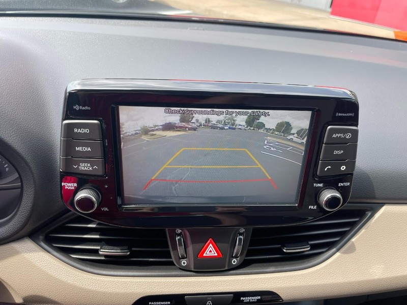 Hyundai Elantra GT Vehicle Image 25