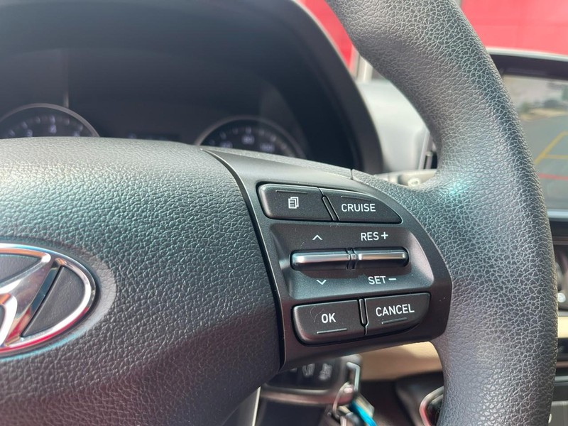Hyundai Elantra GT Vehicle Image 27