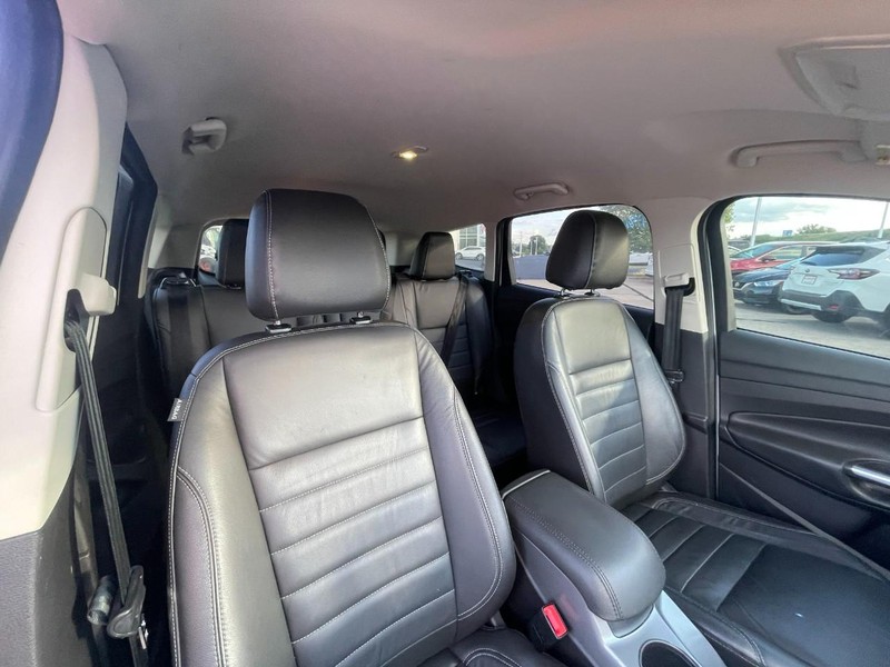 Ford Escape Vehicle Image 04