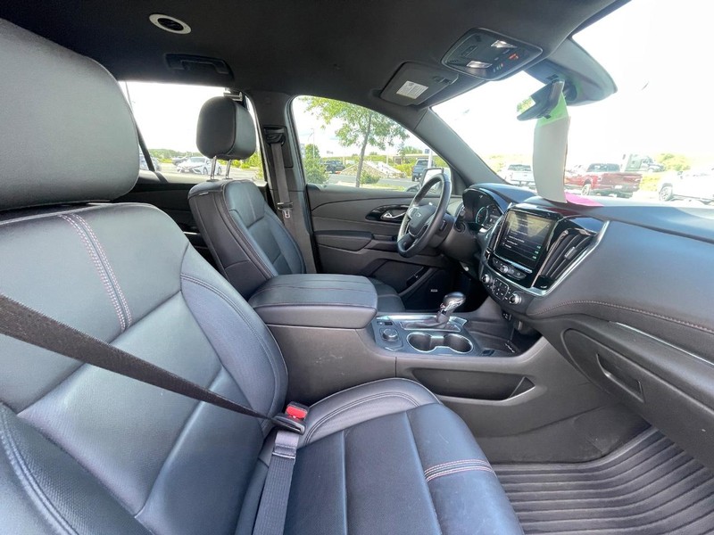 Chevrolet Traverse Vehicle Image 04