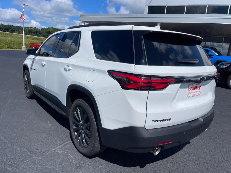Chevrolet Traverse Vehicle Image 06