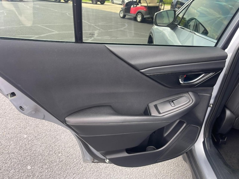 Subaru Outback Vehicle Image 21