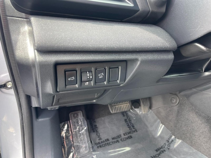 Subaru Outback Vehicle Image 25