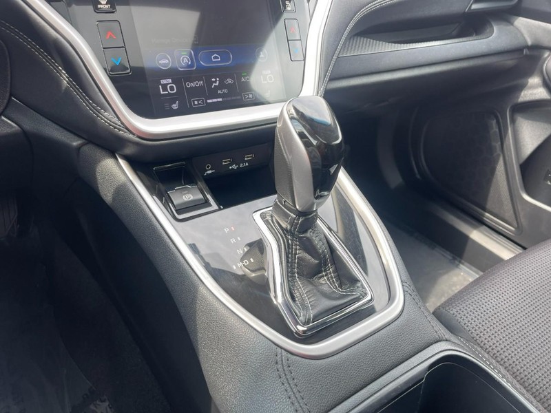 Subaru Outback Vehicle Image 37