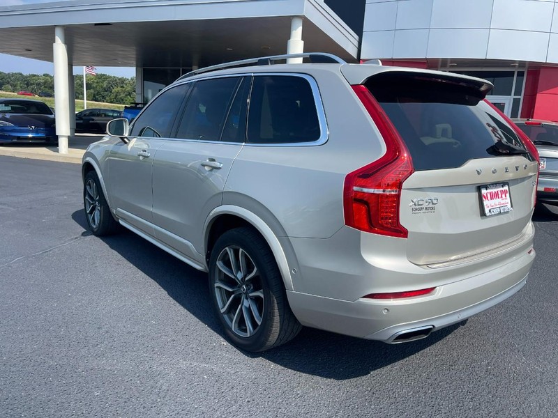 Volvo XC90 Vehicle Image 04
