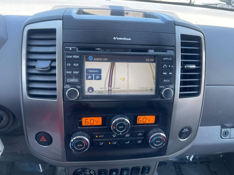 Nissan Frontier Vehicle Image 17