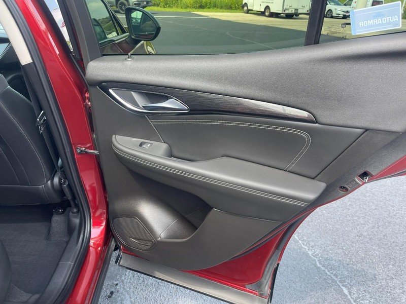 Buick Envision Vehicle Image 15