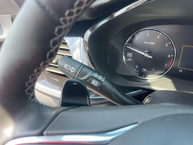 Buick Envision Vehicle Image 28