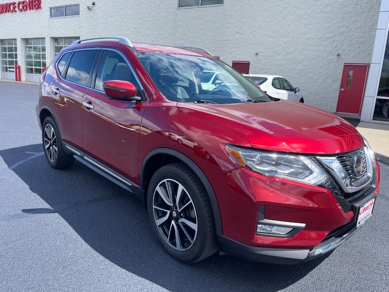 Nissan Rogue Vehicle Image 02
