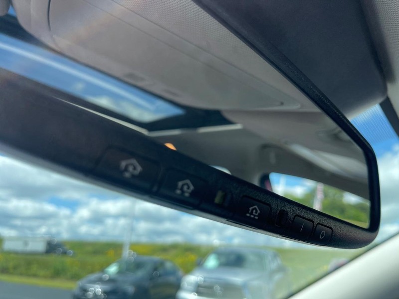 Nissan Rogue Vehicle Image 34
