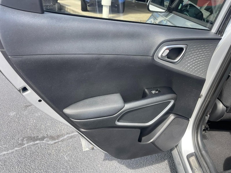 Kia Soul Vehicle Image 13
