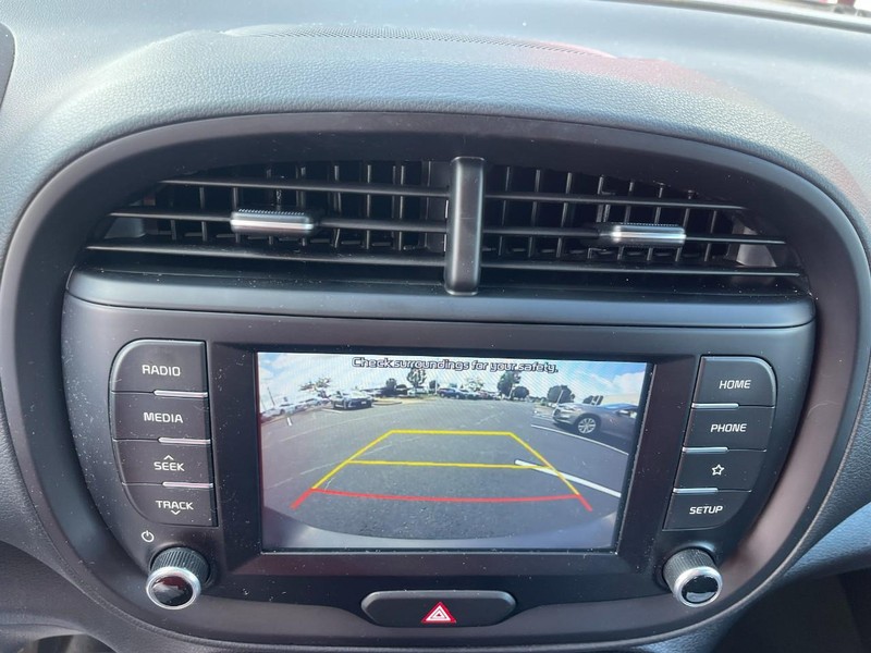 Kia Soul Vehicle Image 24