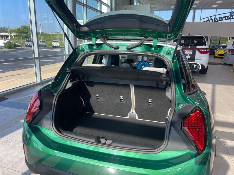 MINI Hardtop 4 Door Vehicle Image 19