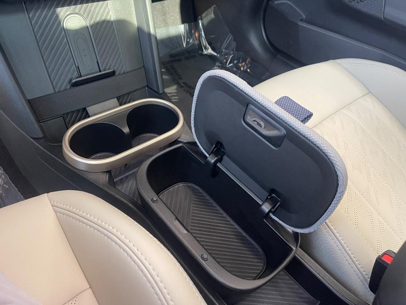 MINI Hardtop 4 Door Vehicle Image 32