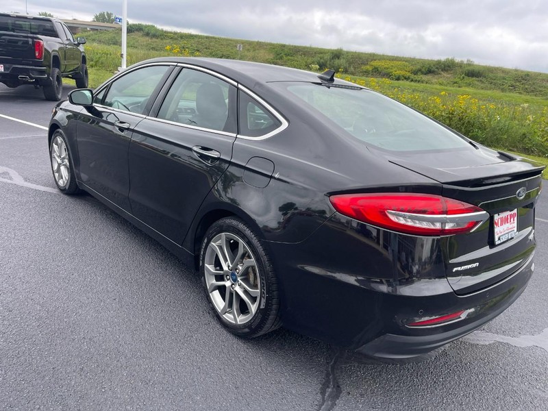 Ford Fusion Hybrid Vehicle Image 04