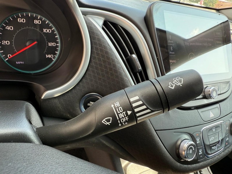 Chevrolet Malibu Vehicle Image 22