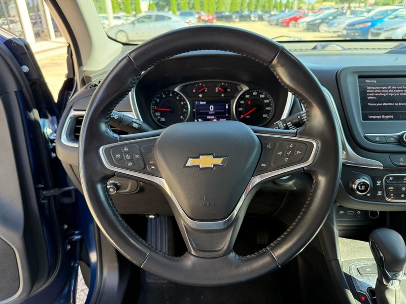 Chevrolet Equinox Vehicle Image 20