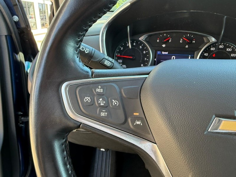 Chevrolet Equinox Vehicle Image 21