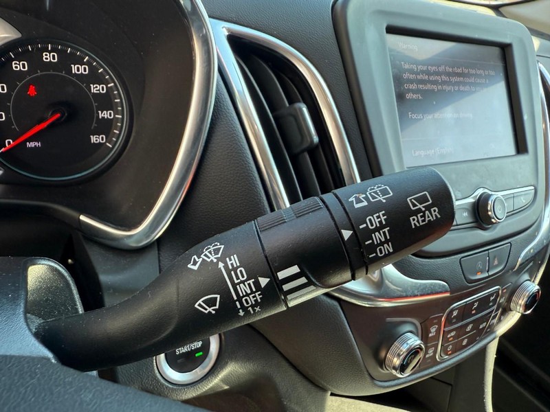 Chevrolet Equinox Vehicle Image 23