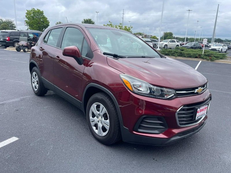 Chevrolet Trax Vehicle Image 02